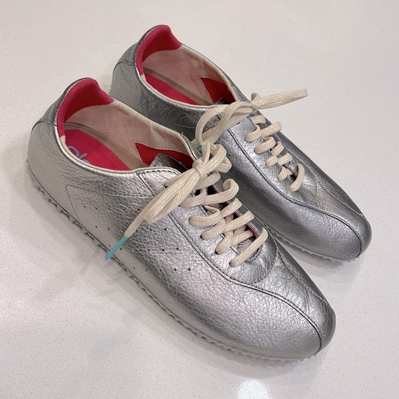 PLAE Shoes - NWOT PLAE Rockstar Collection Packable Travel Sneaker 8M